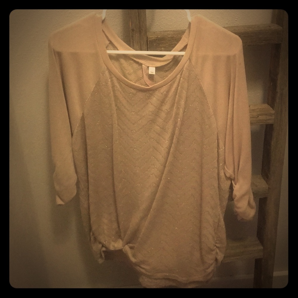 Front knot light sweater